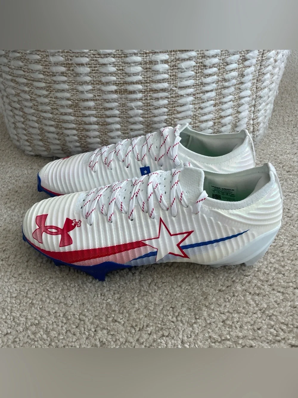 Under Armour brand new